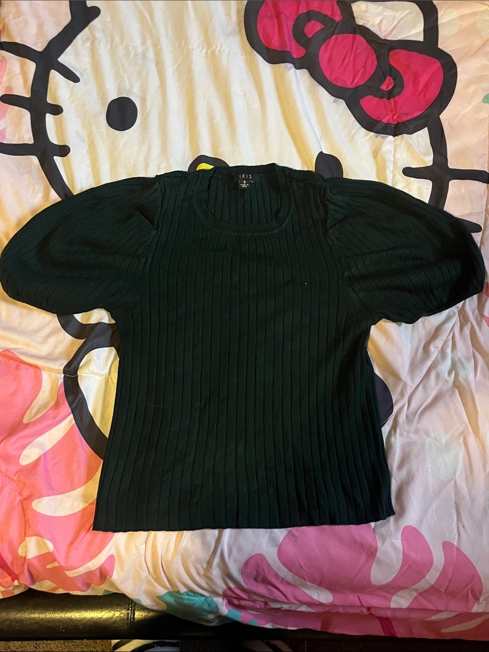 iris Forest Green Ribbed Puff-Sleeve Crewneck Top